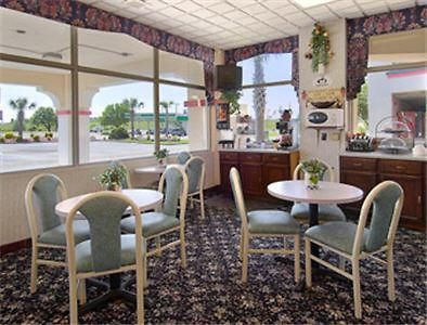 Motel Super 7 - Dillon Restaurant foto
